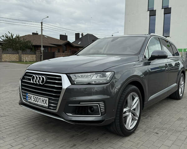 Ауди Q7 e-tron, объемом двигателя 3 л и пробегом 160 тыс. км за 43500 $, фото 1 на Automoto.ua