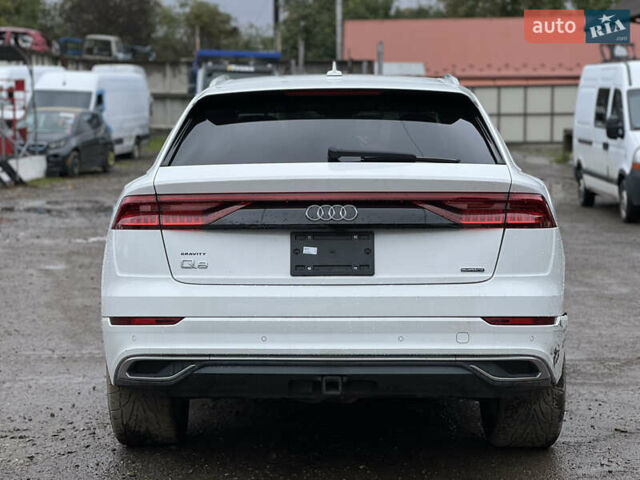 Белый Ауди Q8, объемом двигателя 3 л и пробегом 79 тыс. км за 29000 $, фото 1 на Automoto.ua