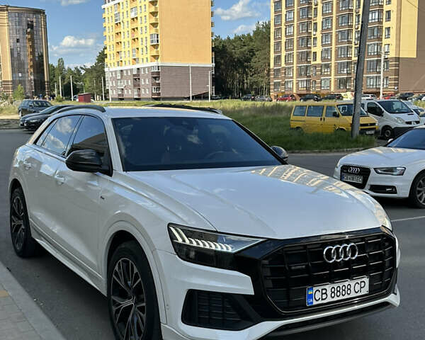 Белый Ауди Q8, объемом двигателя 3 л и пробегом 74 тыс. км за 78200 $, фото 1 на Automoto.ua