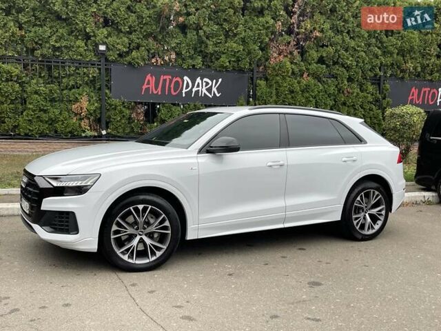Белый Ауди Q8, объемом двигателя 2.97 л и пробегом 65 тыс. км за 65500 $, фото 1 на Automoto.ua