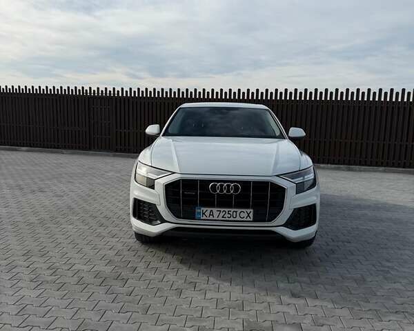 Білий Ауді Q8, об'ємом двигуна 2.97 л та пробігом 123 тис. км за 58000 $, фото 1 на Automoto.ua