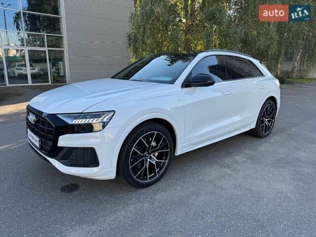 Белый Ауди Q8, объемом двигателя 3 л и пробегом 61 тыс. км за 68500 $, фото 1 на Automoto.ua