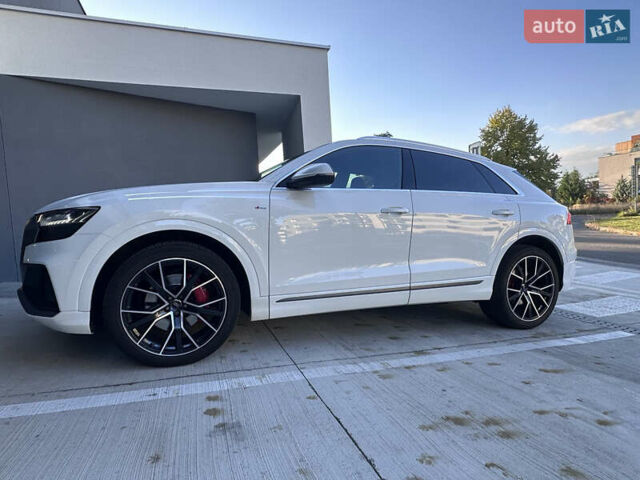 Белый Ауди Q8, объемом двигателя 2.97 л и пробегом 110 тыс. км за 65000 $, фото 1 на Automoto.ua