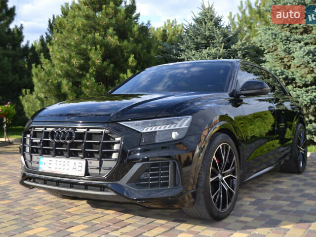 Чорний Ауді Q8, об'ємом двигуна 2.97 л та пробігом 105 тис. км за 62000 $, фото 1 на Automoto.ua