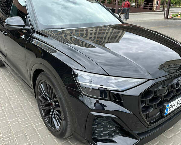 Чорний Ауді Q8, об'ємом двигуна 3 л та пробігом 2 тис. км за 104000 $, фото 1 на Automoto.ua