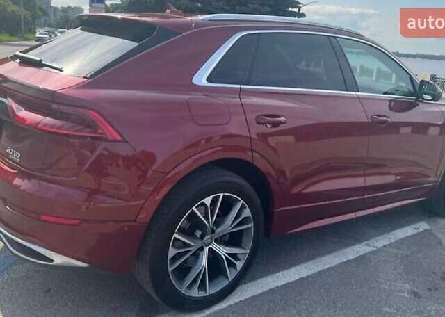 Червоний Ауді Q8, об'ємом двигуна 2.97 л та пробігом 135 тис. км за 65000 $, фото 1 на Automoto.ua