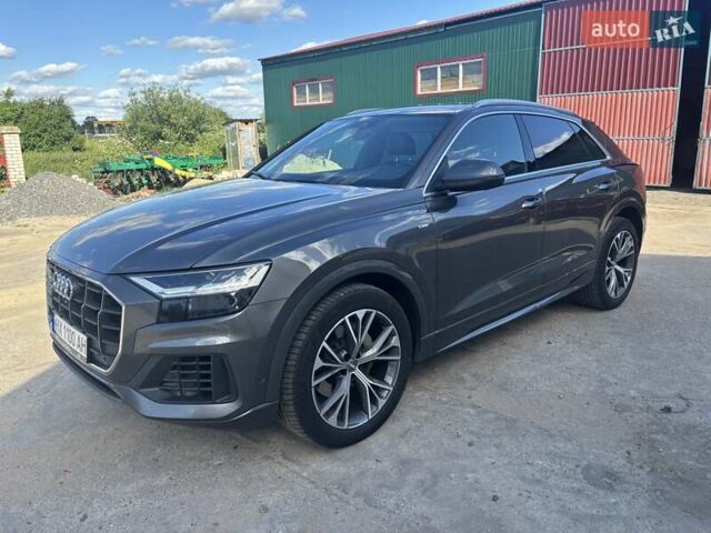 Серый Ауди Q8, объемом двигателя 2.97 л и пробегом 218 тыс. км за 53000 $, фото 1 на Automoto.ua
