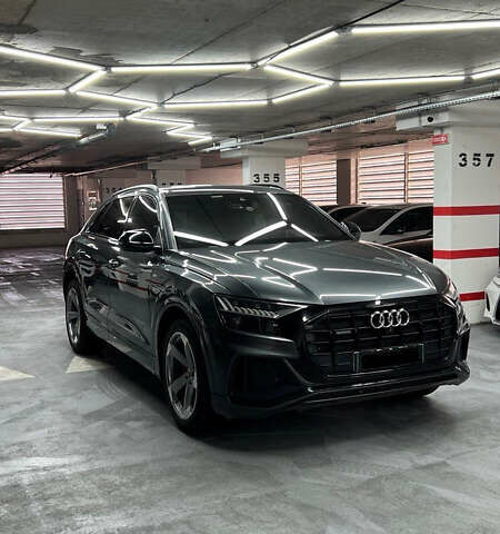 Серый Ауди Q8, объемом двигателя 2.97 л и пробегом 145 тыс. км за 55700 $, фото 1 на Automoto.ua