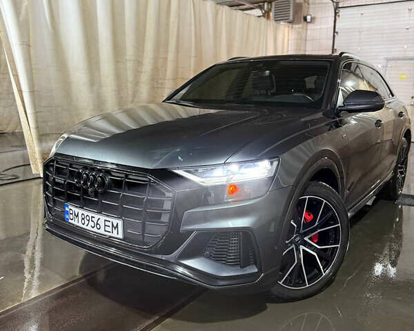 Серый Ауди Q8, объемом двигателя 3 л и пробегом 88 тыс. км за 45800 $, фото 1 на Automoto.ua