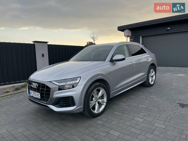 Серый Ауди Q8, объемом двигателя 3 л и пробегом 23 тыс. км за 51000 $, фото 1 на Automoto.ua