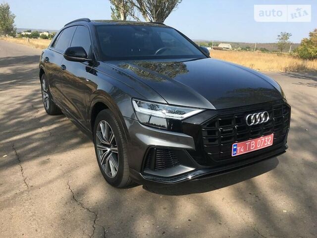 Серый Ауди Q8, объемом двигателя 3 л и пробегом 12 тыс. км за 77700 $, фото 1 на Automoto.ua