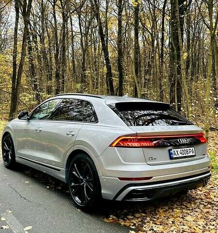 Ауди Q8 2019 в Киеве на Automoto.ua Серый Ауди Q8, объемом двигателя 3 л и пробегом 85 тыс. км за 62000 $, фото 1 на Automoto.ua