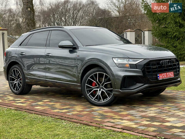 Сірий Ауді Q8, об'ємом двигуна 3 л та пробігом 139 тис. км за 44000 $, фото 1 на Automoto.ua