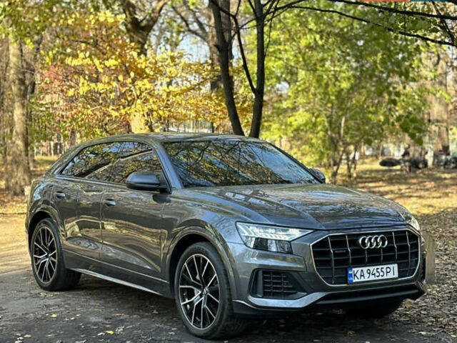 Серый Ауди Q8, объемом двигателя 3 л и пробегом 140 тыс. км за 51300 $, фото 1 на Automoto.ua