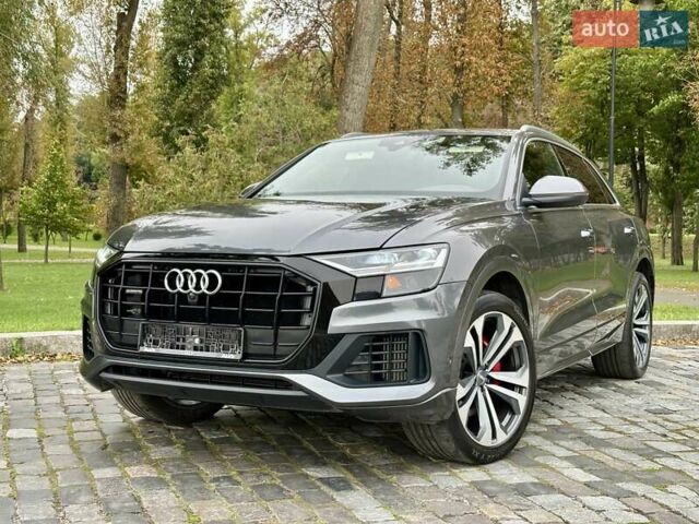 Серый Ауди Q8, объемом двигателя 3 л и пробегом 125 тыс. км за 48999 $, фото 1 на Automoto.ua