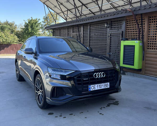 Серый Ауди Q8, объемом двигателя 3 л и пробегом 45 тыс. км за 55900 $, фото 1 на Automoto.ua