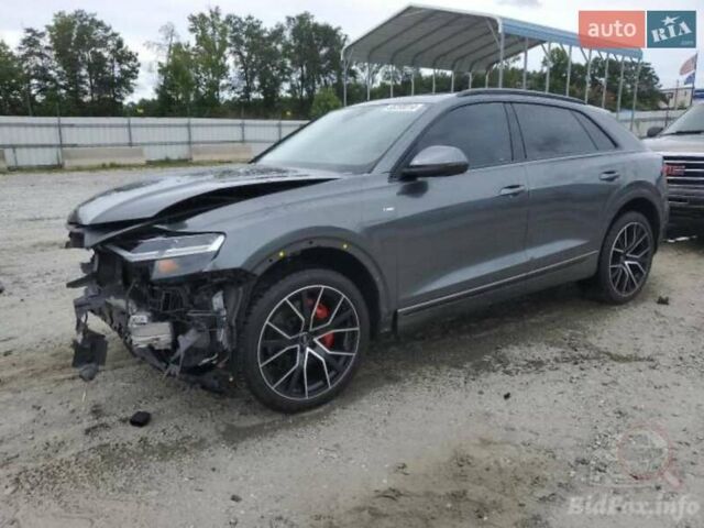 Серый Ауди Q8, объемом двигателя 3 л и пробегом 57 тыс. км за 39000 $, фото 1 на Automoto.ua