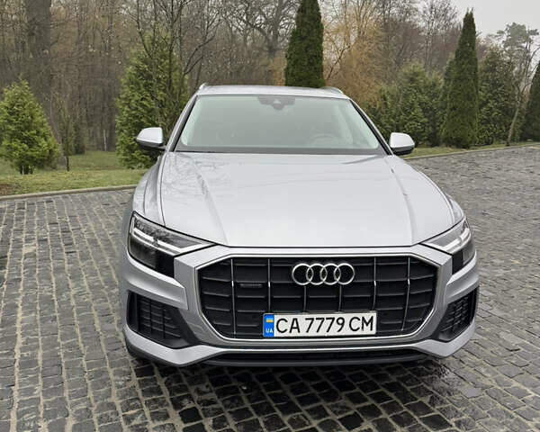 Сірий Ауді Q8, об'ємом двигуна 2.97 л та пробігом 73 тис. км за 57500 $, фото 1 на Automoto.ua