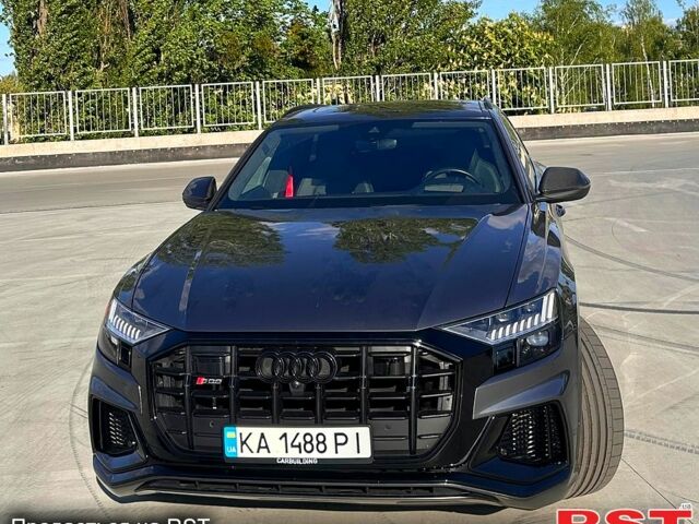 Серый Ауди Q8, объемом двигателя 4 л и пробегом 42 тыс. км за 77000 $, фото 1 на Automoto.ua