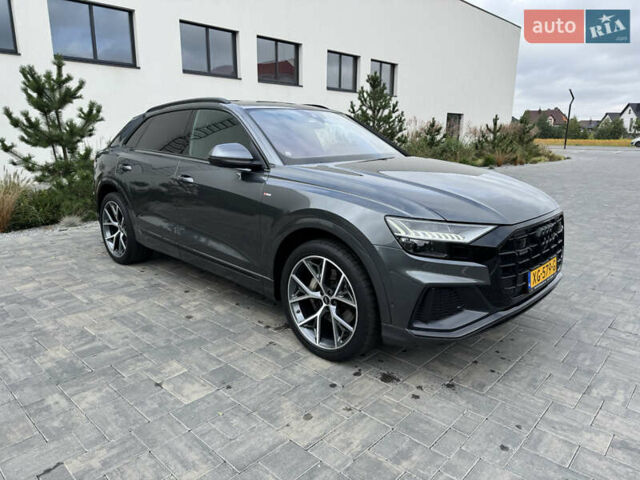 Серый Ауди Q8, объемом двигателя 2.97 л и пробегом 94 тыс. км за 71000 $, фото 1 на Automoto.ua