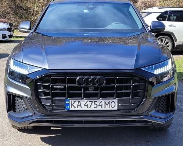 Серый Ауди Q8, объемом двигателя 2.97 л и пробегом 21 тыс. км за 82000 $, фото 1 на Automoto.ua