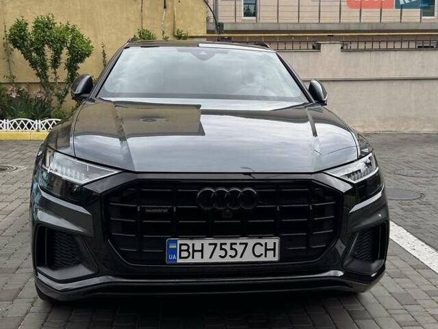 Сірий Ауді Q8, об'ємом двигуна 2.97 л та пробігом 57 тис. км за 82000 $, фото 1 на Automoto.ua