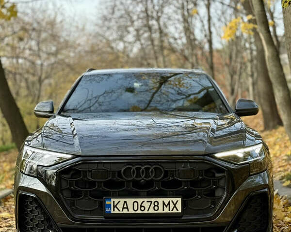 Серый Ауди Q8, объемом двигателя 3 л и пробегом 15 тыс. км за 99500 $, фото 1 на Automoto.ua