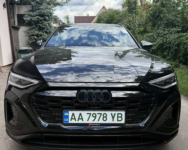 Чорний Ауді Q8 e-tron, об'ємом двигуна 0 л та пробігом 35 тис. км за 70000 $, фото 1 на Automoto.ua