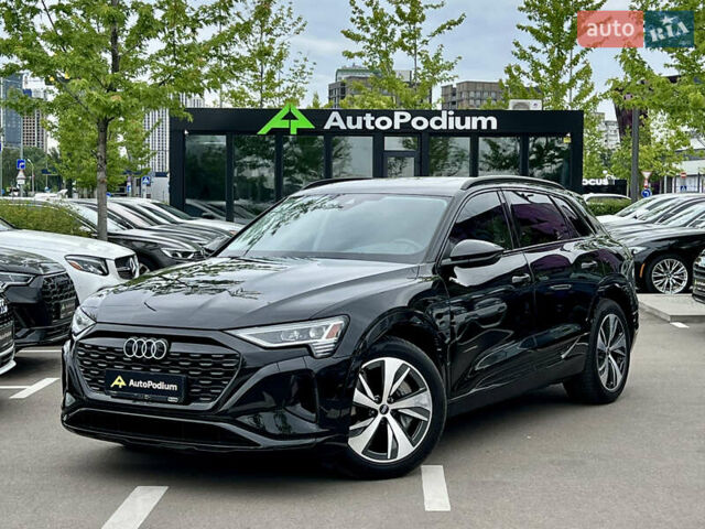 Черный Ауди Q8 e-tron, объемом двигателя 0.11 л и пробегом 7 тыс. км за 58999 $, фото 1 на Automoto.ua