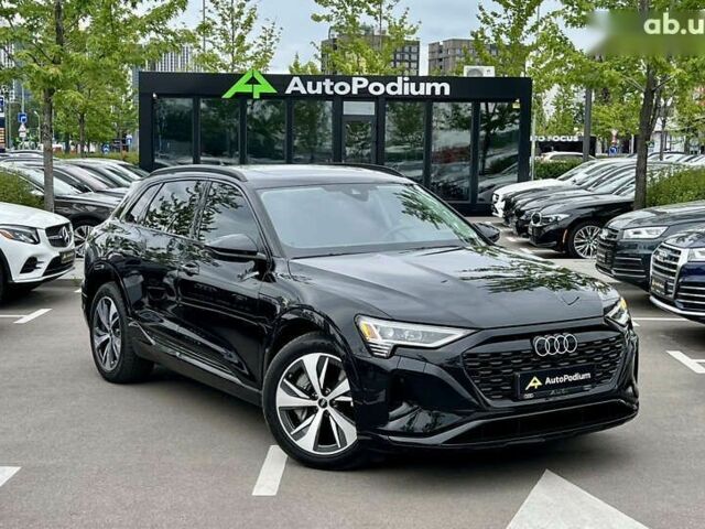 Ауди Q8 e-tron, объемом двигателя 0 л и пробегом 7 тыс. км за 58999 $, фото 1 на Automoto.ua