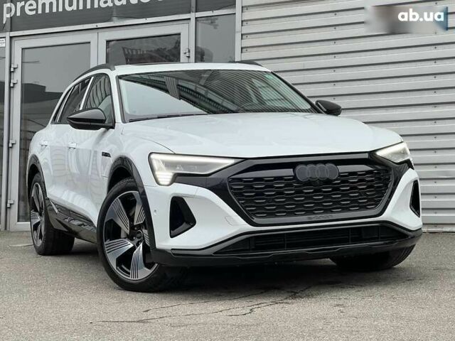 Ауди Q8 e-tron, объемом двигателя 0 л и пробегом 1 тыс. км за 60900 $, фото 1 на Automoto.ua