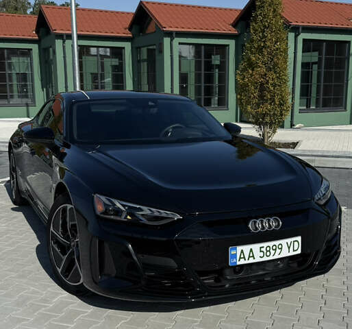 Черный Ауди RS e-tron GT, объемом двигателя 0 л и пробегом 2 тыс. км за 107000 $, фото 1 на Automoto.ua