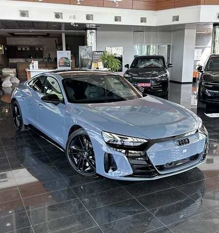 Синий Ауди RS e-tron GT, объемом двигателя 0 л и пробегом 12 тыс. км за 85000 $, фото 1 на Automoto.ua