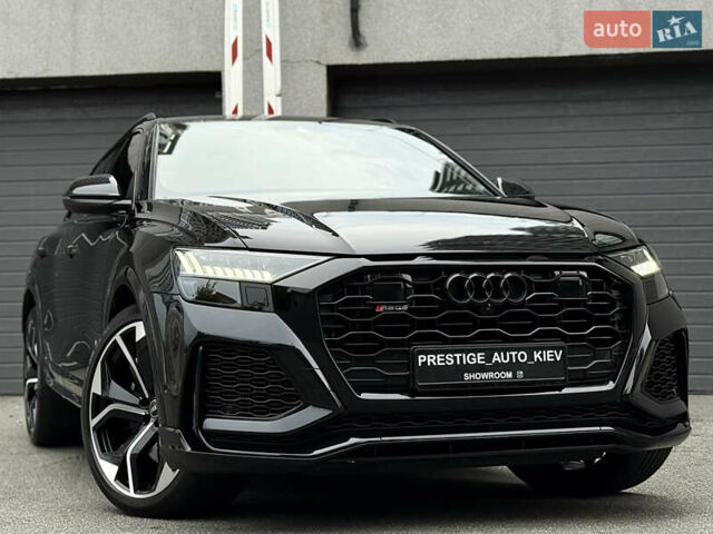 Чорний Ауді RS Q8, об'ємом двигуна 4 л та пробігом 54 тис. км за 98000 $, фото 1 на Automoto.ua