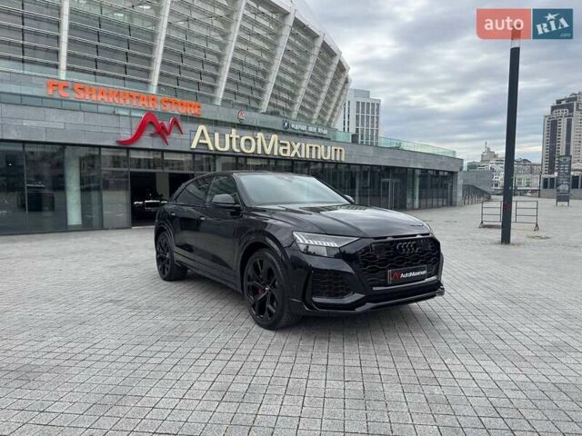 Черный Ауди RS Q8, объемом двигателя 4 л и пробегом 34 тыс. км за 109900 $, фото 1 на Automoto.ua