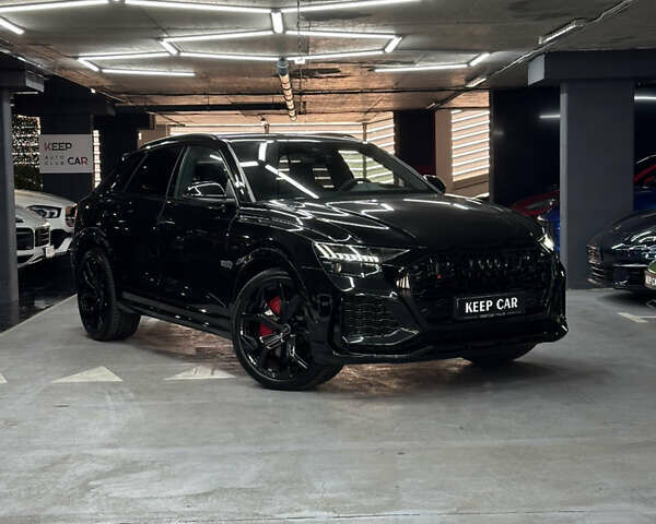 Черный Ауди RS Q8, объемом двигателя 4 л и пробегом 15 тыс. км за 128000 $, фото 1 на Automoto.ua