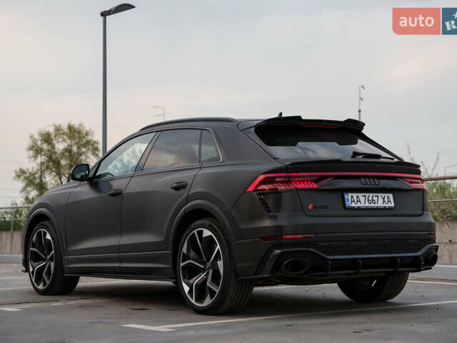 Червоний Ауді RS Q8, об'ємом двигуна 4 л та пробігом 79 тис. км за 99000 $, фото 1 на Automoto.ua