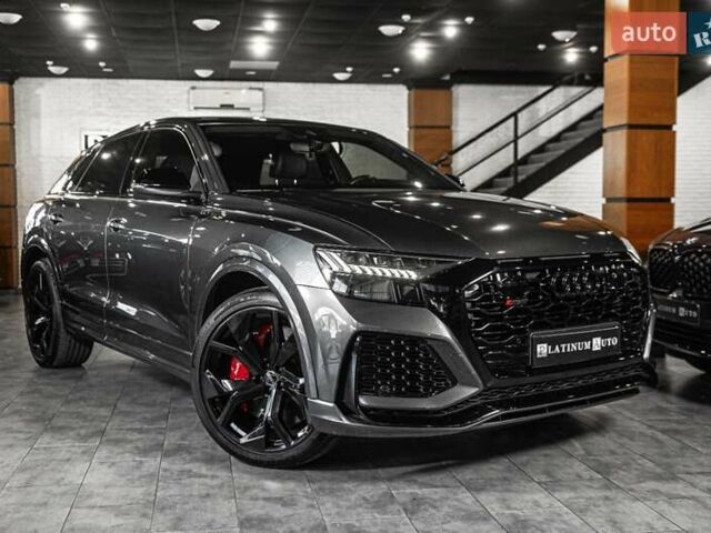 Серый Ауди RS Q8, объемом двигателя 4 л и пробегом 94 тыс. км за 89000 $, фото 1 на Automoto.ua