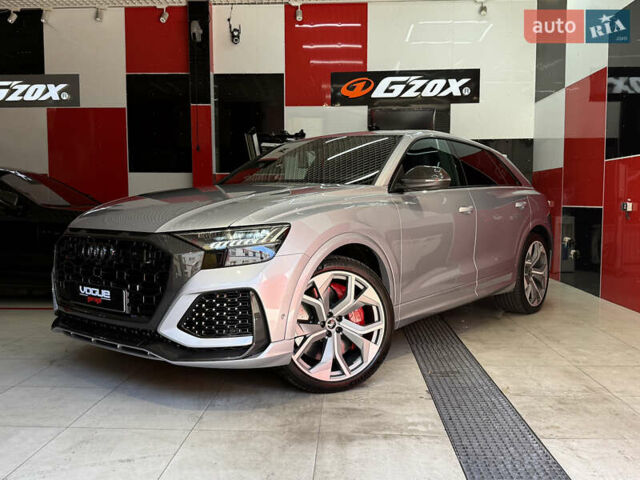 Серый Ауди RS Q8, объемом двигателя 4 л и пробегом 95 тыс. км за 88000 $, фото 1 на Automoto.ua