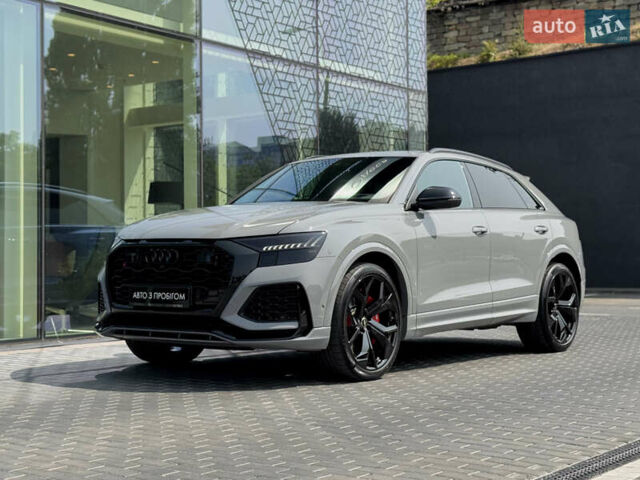Серый Ауди RS Q8, объемом двигателя 4 л и пробегом 26 тыс. км за 125000 $, фото 1 на Automoto.ua