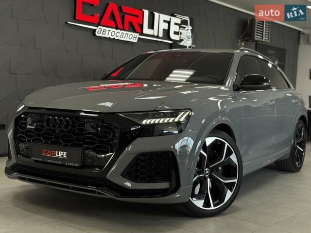 Сірий Ауді RS Q8, об'ємом двигуна 4 л та пробігом 1 тис. км за 139500 $, фото 1 на Automoto.ua