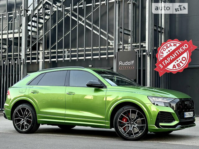 Зеленый Ауди RS Q8, объемом двигателя 4 л и пробегом 53 тыс. км за 118000 $, фото 1 на Automoto.ua