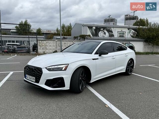 Белый Ауди S5 Sportback, объемом двигателя 3 л и пробегом 9 тыс. км за 62990 $, фото 1 на Automoto.ua
