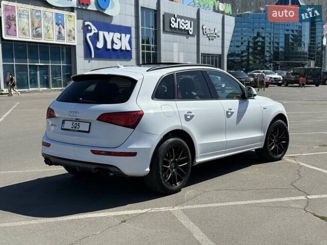 Білий Ауді SQ5, об'ємом двигуна 3 л та пробігом 137 тис. км за 26000 $, фото 1 на Automoto.ua