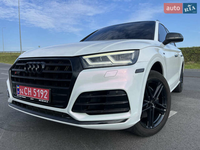 Белый Ауди SQ5, объемом двигателя 3 л и пробегом 163 тыс. км за 27490 $, фото 1 на Automoto.ua