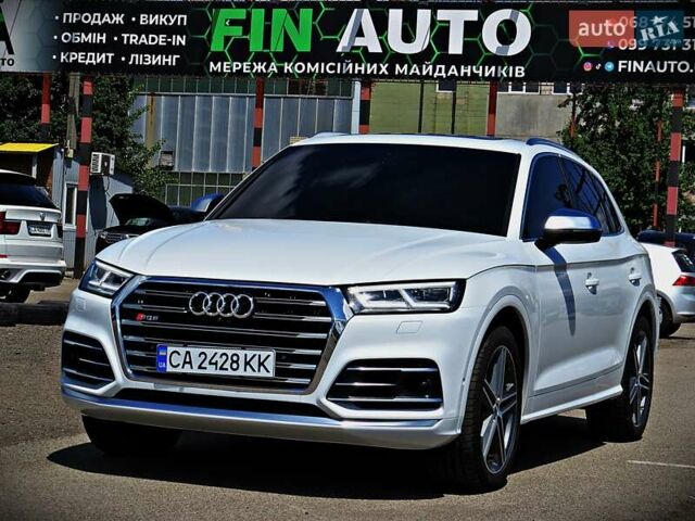 Белый Ауди SQ5, объемом двигателя 3 л и пробегом 44 тыс. км за 42000 $, фото 1 на Automoto.ua