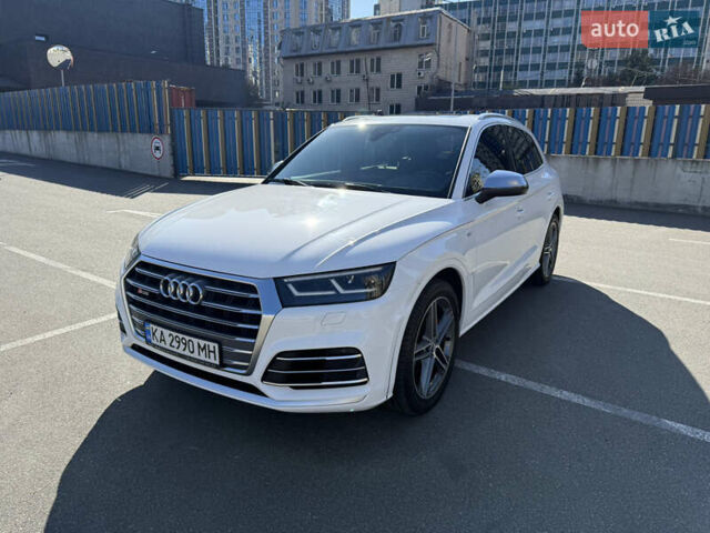 Белый Ауди SQ5, объемом двигателя 3 л и пробегом 94 тыс. км за 31900 $, фото 1 на Automoto.ua