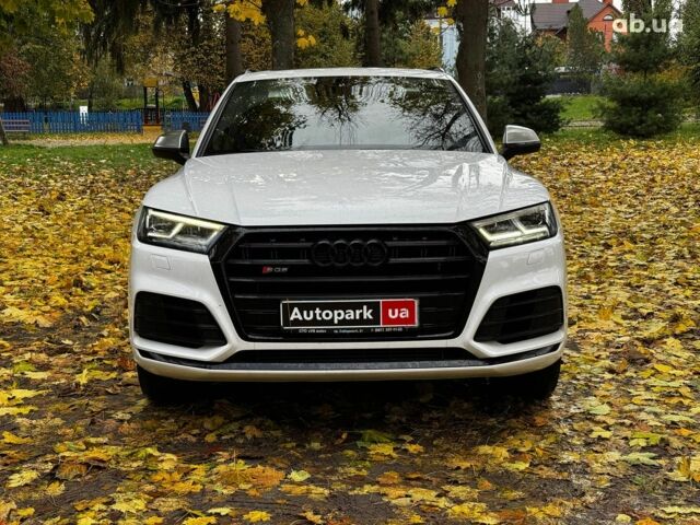 Белый Ауди SQ5, объемом двигателя 3 л и пробегом 125 тыс. км за 31440 $, фото 1 на Automoto.ua