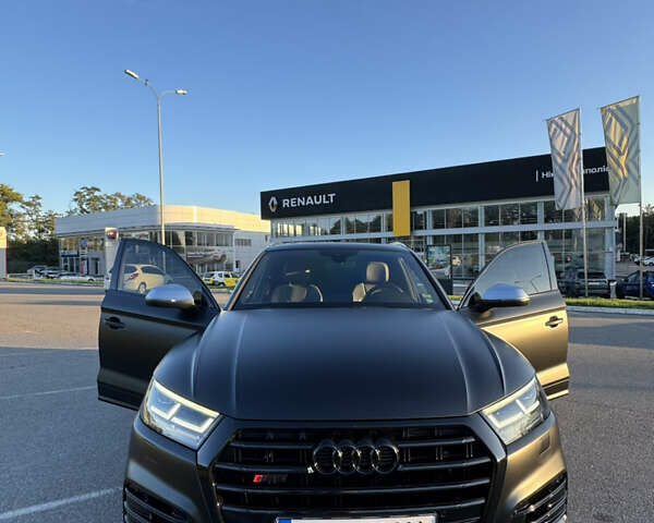 Чорний Ауді SQ5, об'ємом двигуна 3 л та пробігом 152 тис. км за 33500 $, фото 1 на Automoto.ua