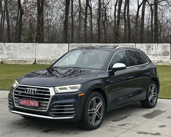 Черный Ауди SQ5, объемом двигателя 3 л и пробегом 121 тыс. км за 29200 $, фото 1 на Automoto.ua